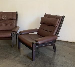 8F174566-688E-4743-AB30-0CD7DFCAF5D3