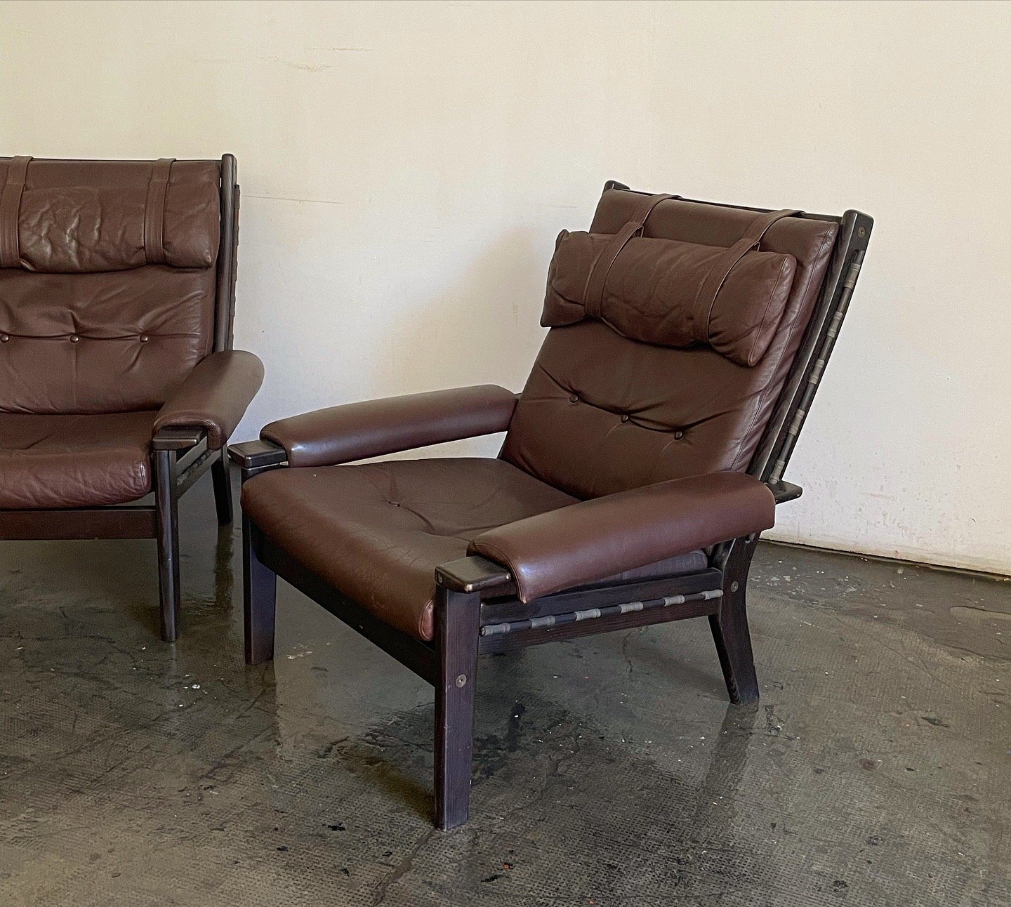 8F174566-688E-4743-AB30-0CD7DFCAF5D3