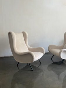 2E9E5DD1-35E3-4986-B226-44A1144C6614