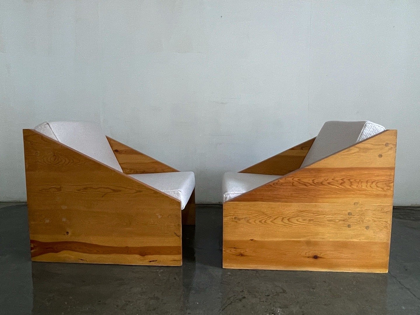 8300B9C9-89FE-4D7A-A75F-0502BBAEF8E7